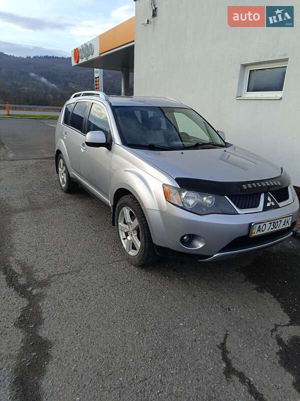 Mitsubishi Outlander XL 2007