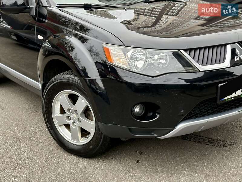 Внедорожник / Кроссовер Mitsubishi Outlander XL 2008 в Киеве фото 6 Внедорожник / Кроссовер Mitsubishi Outlander XL 2008 в Киеве