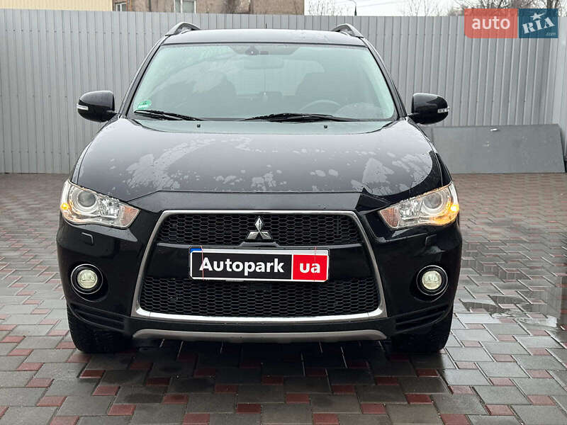 Внедорожник / Кроссовер Mitsubishi Outlander XL 2011 в Запорожье