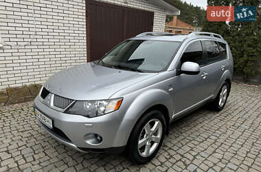 Внедорожник / Кроссовер Mitsubishi Outlander XL 2008 в Виннице