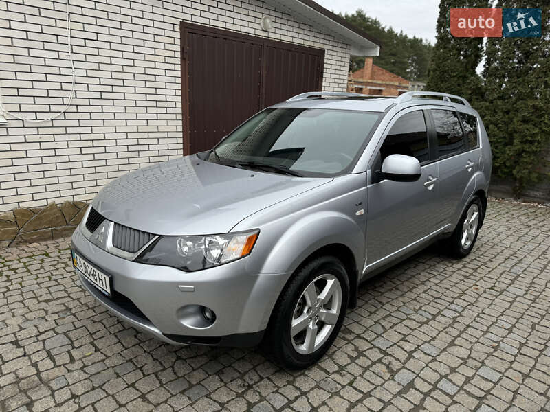 Mitsubishi Outlander XL 2008 Mitsubishi Outlander XL 2008