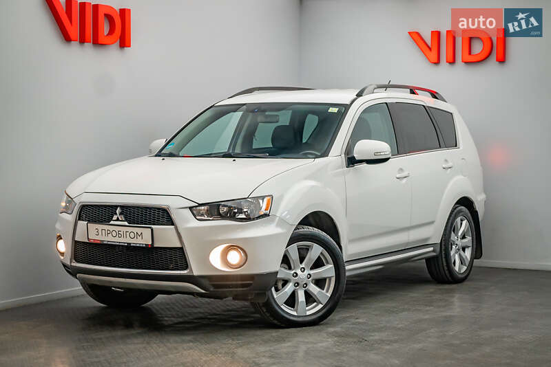 Mitsubishi Outlander XL 2010