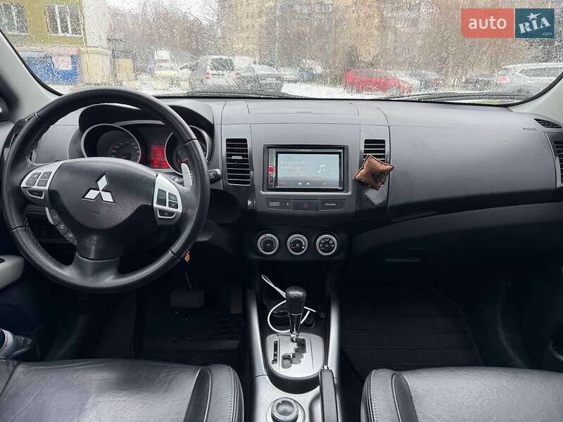 Позашляховик / Кросовер Mitsubishi Outlander XL 2008 в Одесі фото 10 Позашляховик / Кросовер Mitsubishi Outlander XL 2008 в Одесі