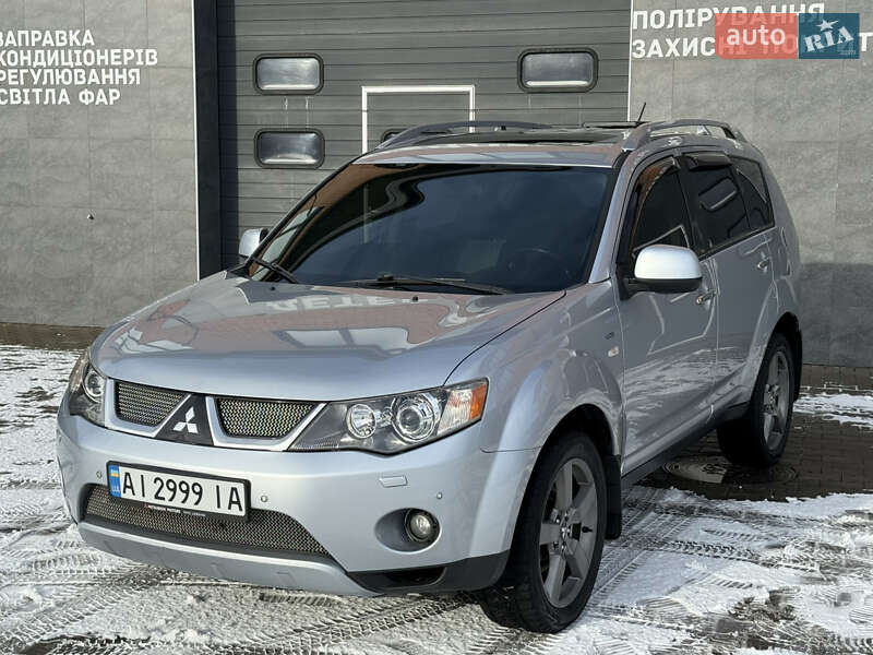 Внедорожник / Кроссовер Mitsubishi Outlander XL 2007 в Киеве