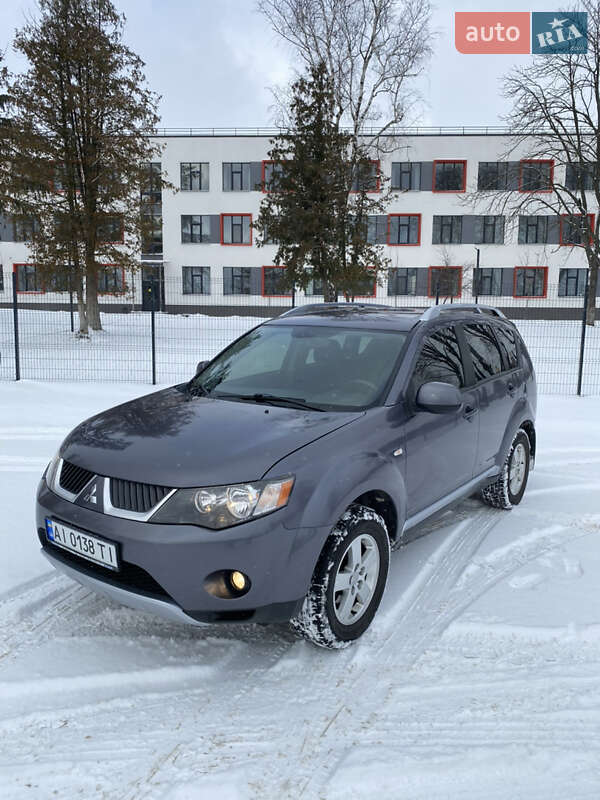 Mitsubishi Outlander XL 2008
