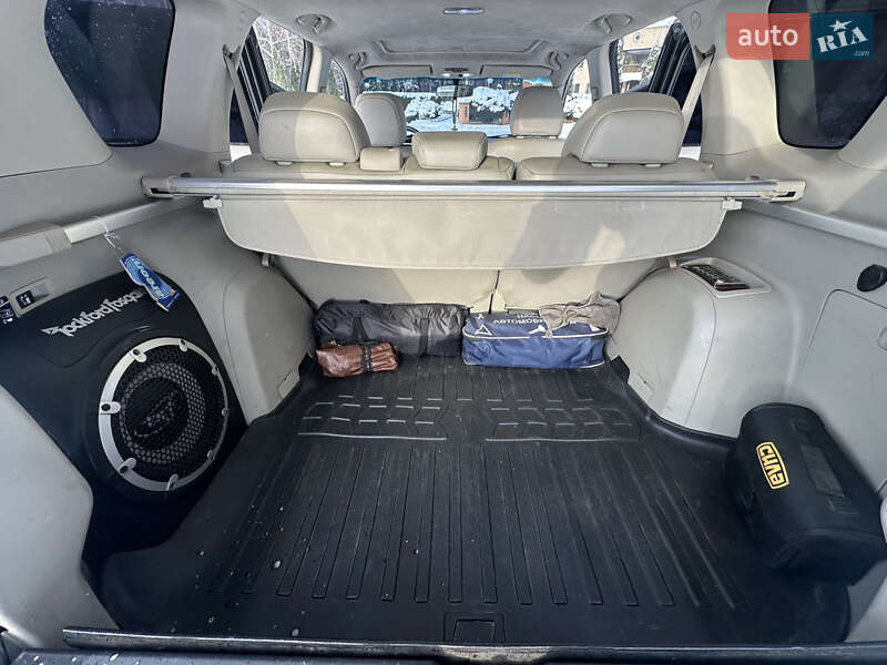 Внедорожник / Кроссовер Mitsubishi Outlander XL 2007 в Лебедине