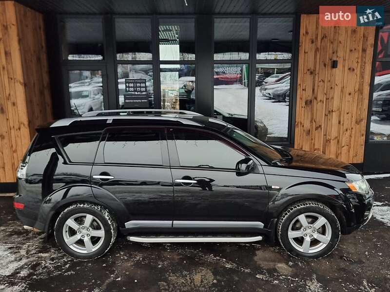 Позашляховик / Кросовер Mitsubishi Outlander XL 2008 в Вінниці