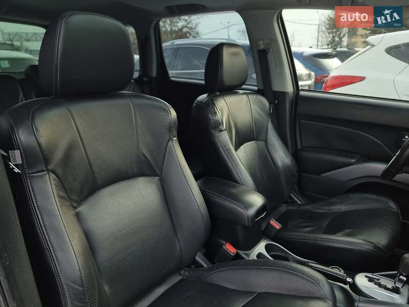 Позашляховик / Кросовер Mitsubishi Outlander XL 2008 в Вінниці