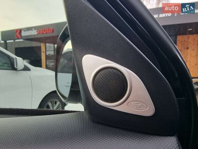 Позашляховик / Кросовер Mitsubishi Outlander XL 2008 в Вінниці