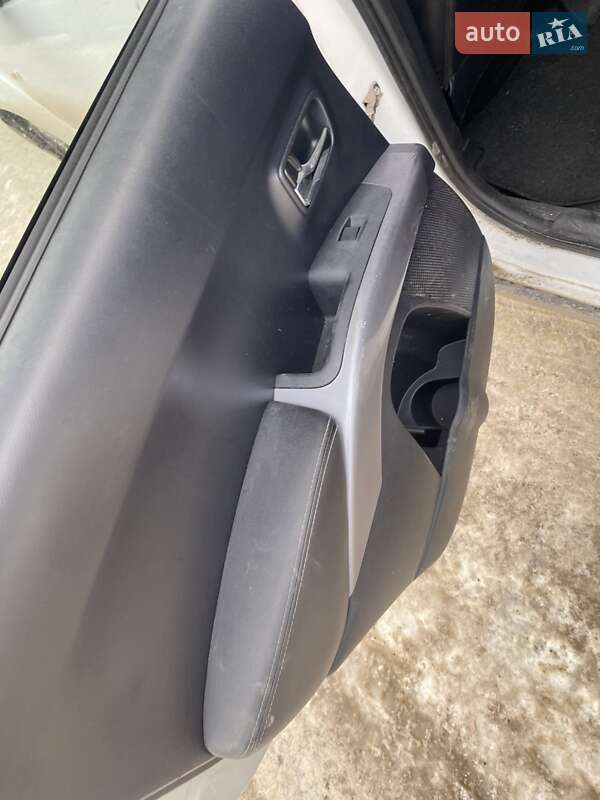 Внедорожник / Кроссовер Mitsubishi Outlander XL 2008 в Житомире