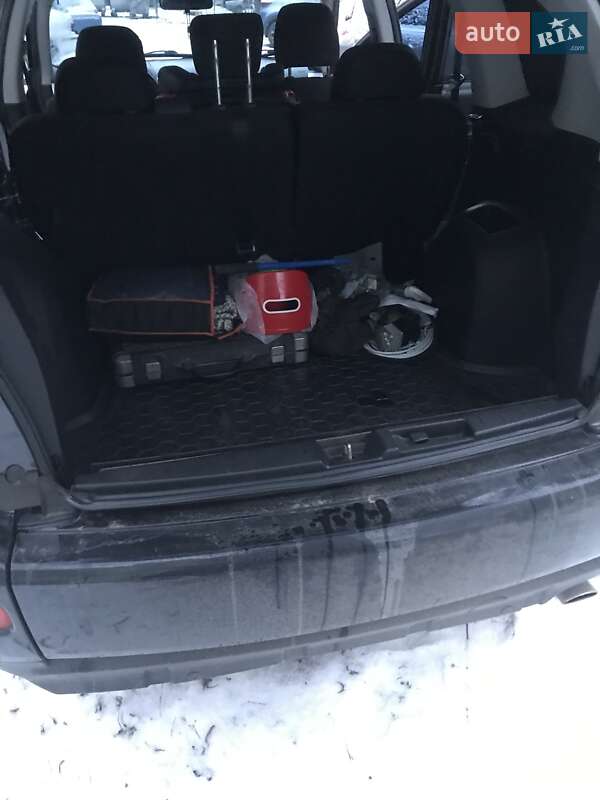 Внедорожник / Кроссовер Mitsubishi Outlander XL 2010 в Черновцах фото 10 Внедорожник / Кроссовер Mitsubishi Outlander XL 2010 в Черновцах