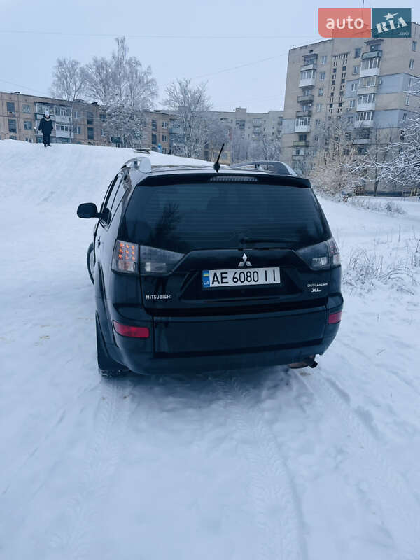 Внедорожник / Кроссовер Mitsubishi Outlander XL 2008 в Лозовой