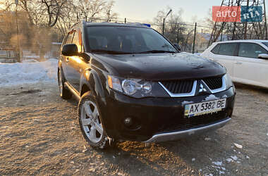 Позашляховик / Кросовер Mitsubishi Outlander XL 2007 в Києві