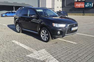 Внедорожник / Кроссовер Mitsubishi Outlander XL 2010 в Ивано-Франковске