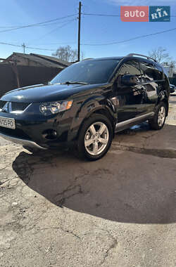 Внедорожник / Кроссовер Mitsubishi Outlander XL 2008 в Городке
