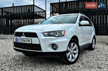 Внедорожник / Кроссовер Mitsubishi Outlander XL 2011 в Запорожье