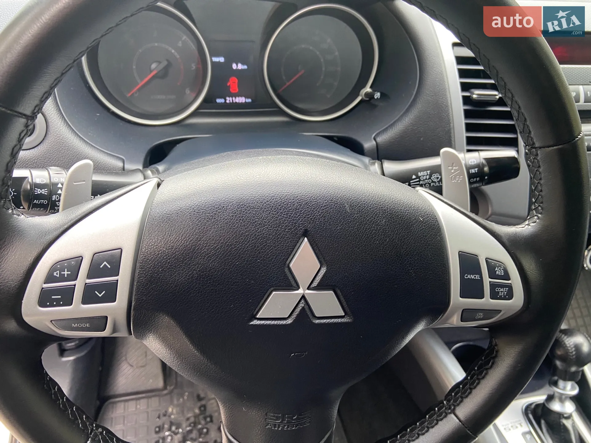 2010 Mitsubishi Outlander - мініатюра 24
