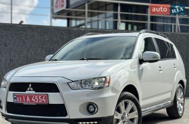 Внедорожник / Кроссовер Mitsubishi Outlander XL 2010 в Луцке