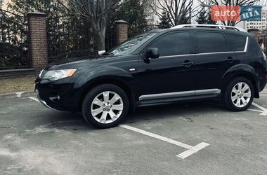 Внедорожник / Кроссовер Mitsubishi Outlander XL 2009 в Киеве