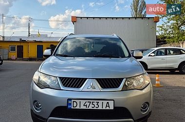 Внедорожник / Кроссовер Mitsubishi Outlander XL 2008 в Киеве