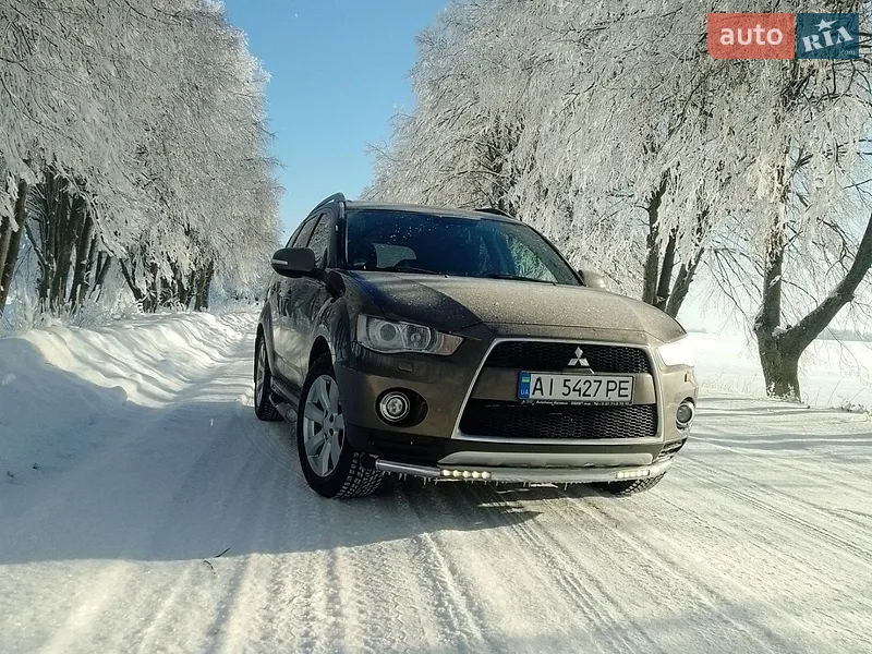 MITSUBISHI OUTLANDER 2012 VIN JMBXJCW1WCF008999 фото оголошення 21 з 82