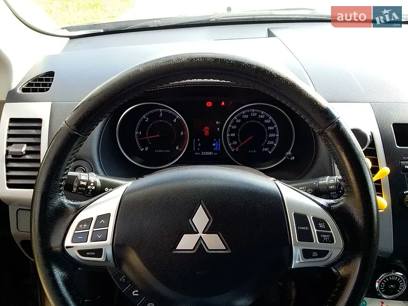 MITSUBISHI OUTLANDER 2012 VIN JMBXJCW1WCF008999 фото оголошення 41 з 82