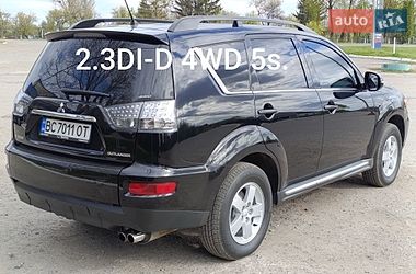 Позашляховик / Кросовер Mitsubishi Outlander XL 2011 в Теофіполі