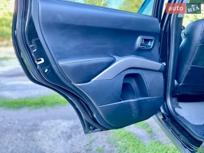 Mitsubishi Outlander XL 2007 VIN JMBXLCW6W7Z001722 фото оголошення 27 з 78