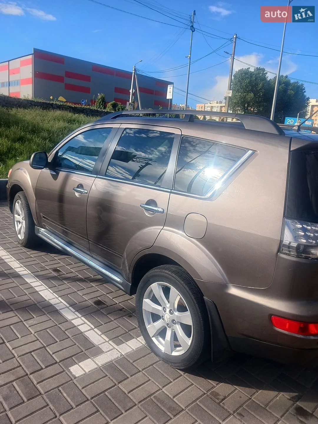 2010 Mitsubishi Outlander - мініатюра 28