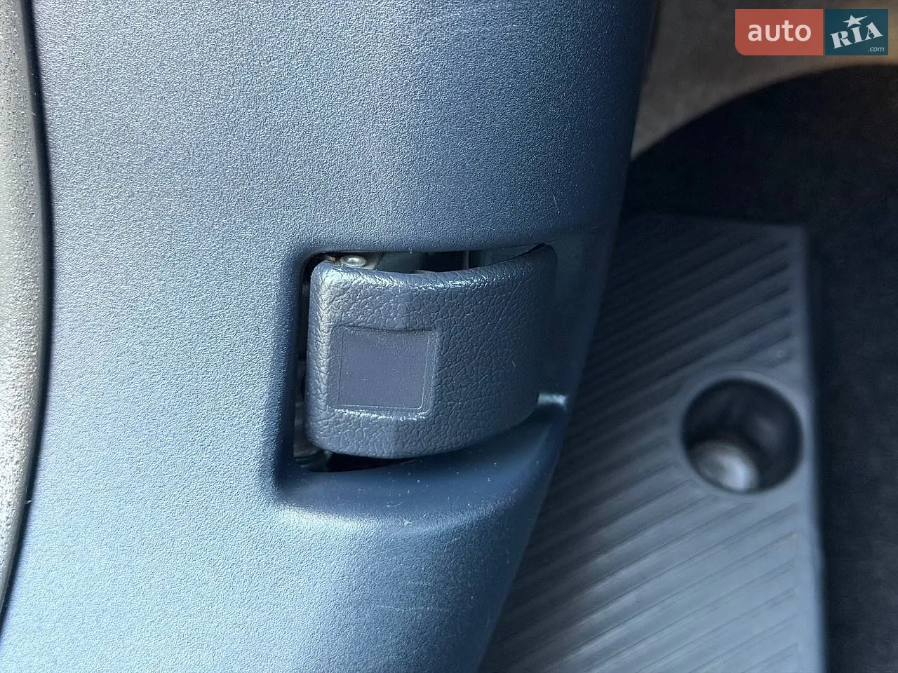 2011 Mitsubishi Outlander - мініатюра 44