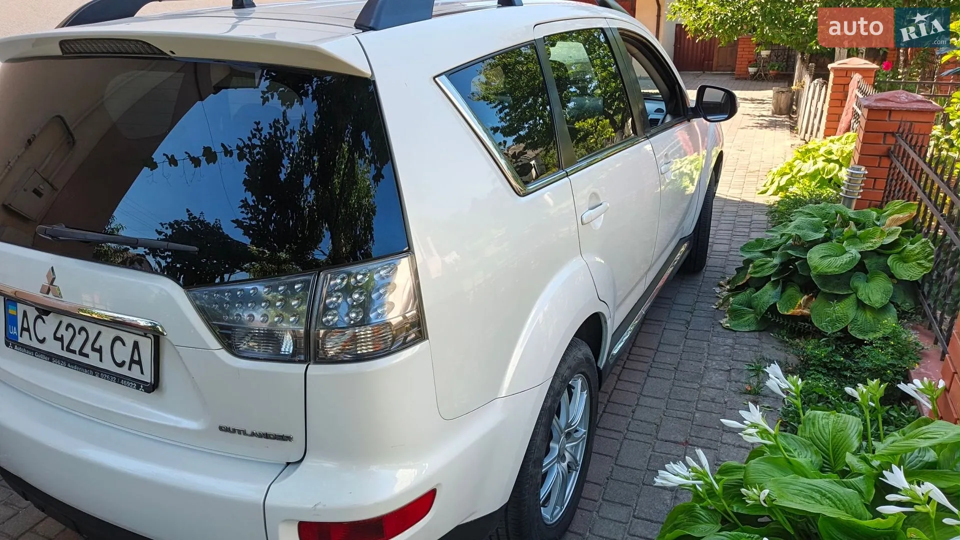 2010 Mitsubishi Outlander - мініатюра 3