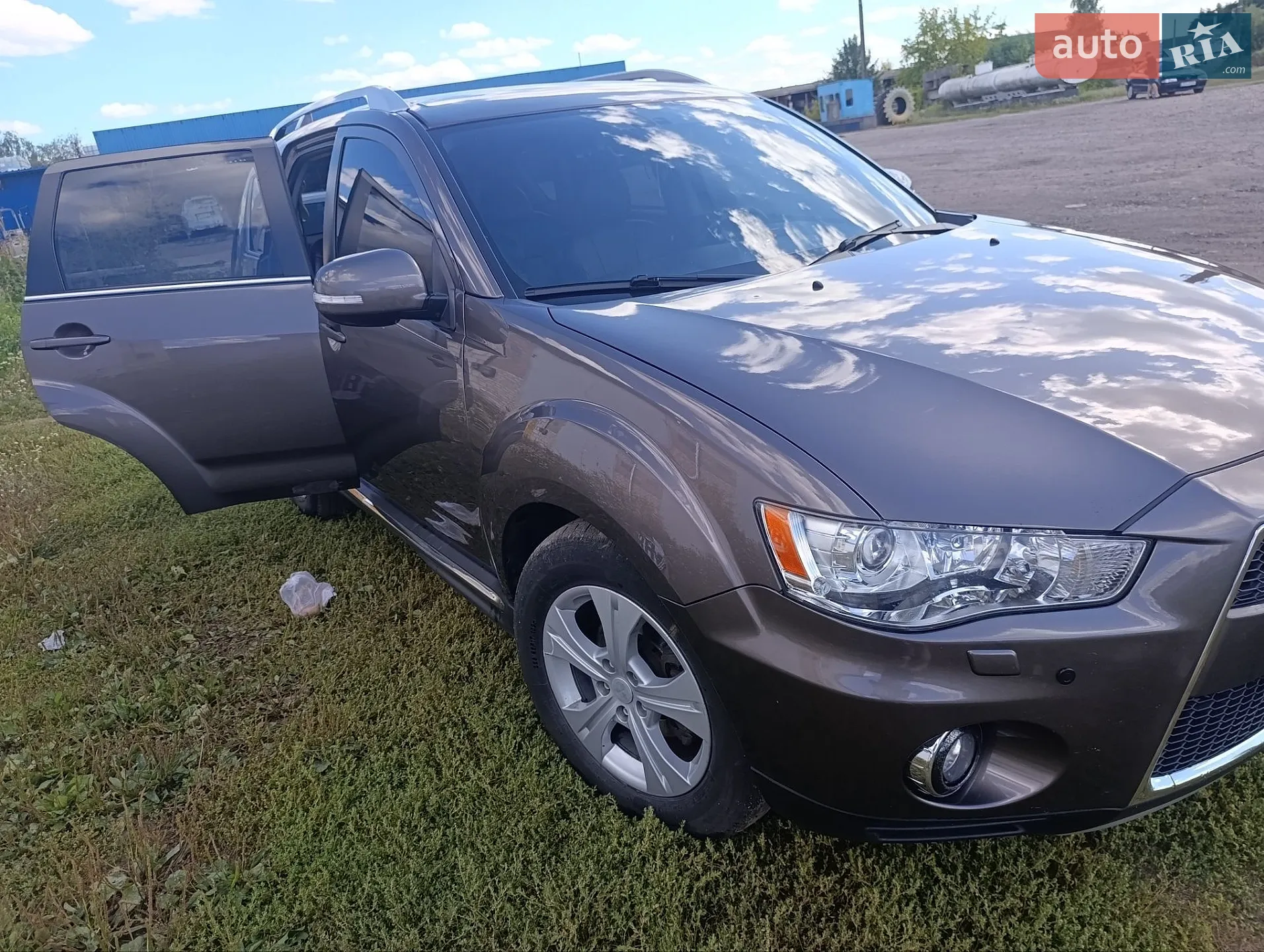 2010 Mitsubishi Outlander - мініатюра 7