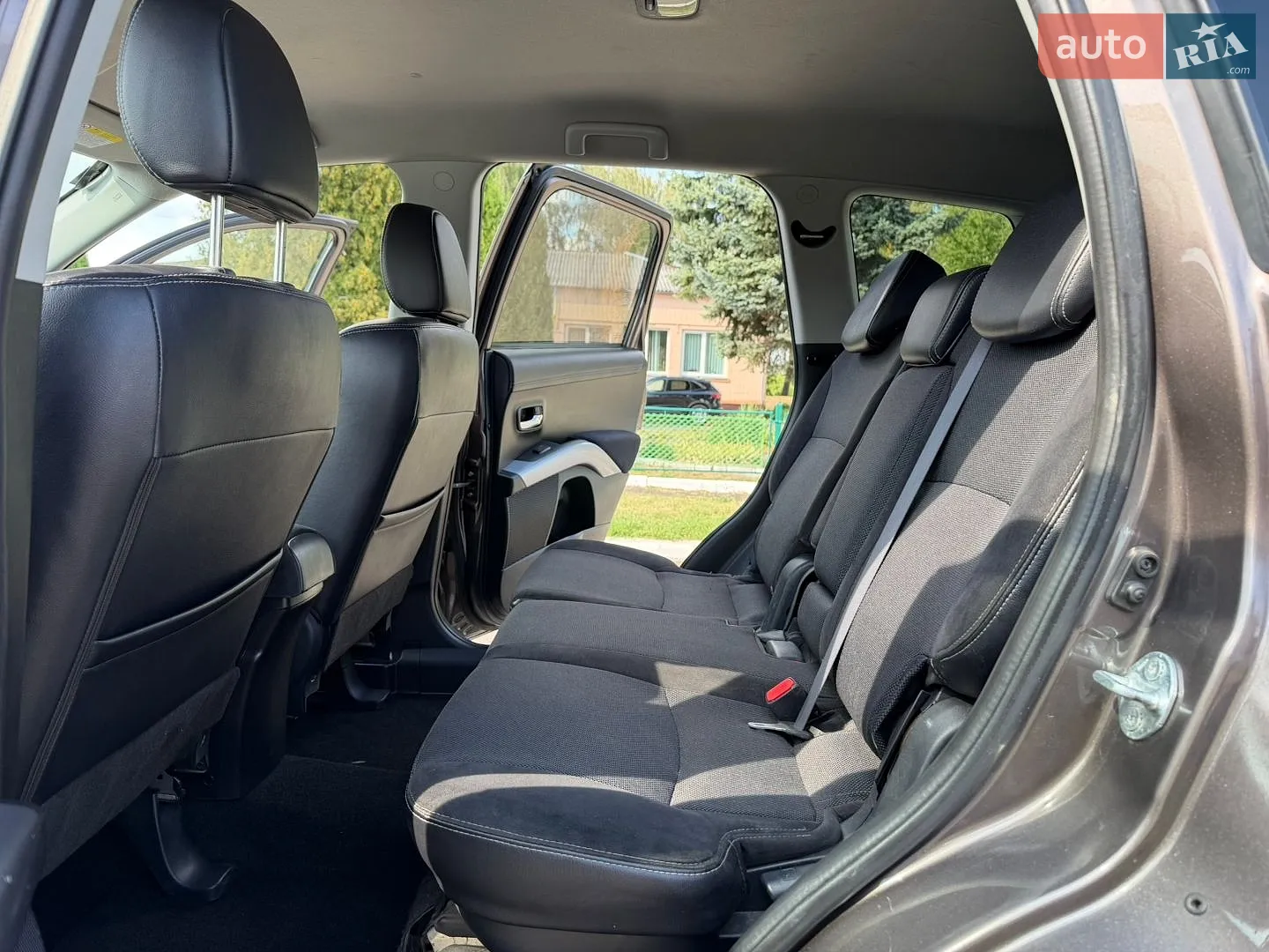 2011 Mitsubishi Outlander - мініатюра 34
