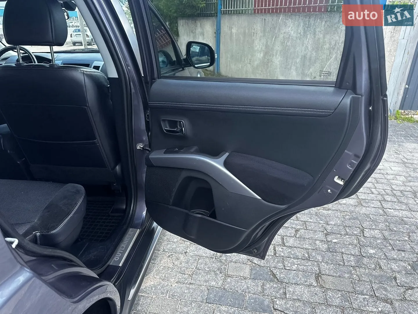 2011 Mitsubishi Outlander - мініатюра 22