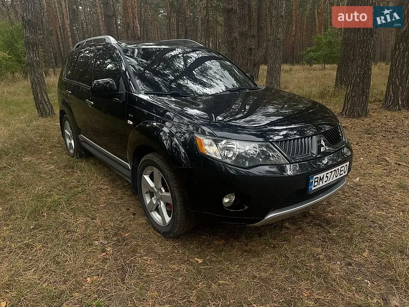 Mitsubishi Outlander XL