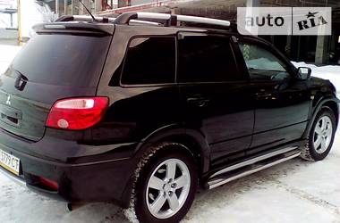 Внедорожник / Кроссовер Mitsubishi Outlander 2005 в Харькове