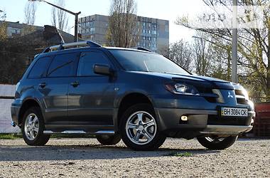 Внедорожник / Кроссовер Mitsubishi Outlander 2005 в Одессе