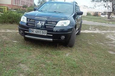 Внедорожник / Кроссовер Mitsubishi Outlander 2006 в Дубровице