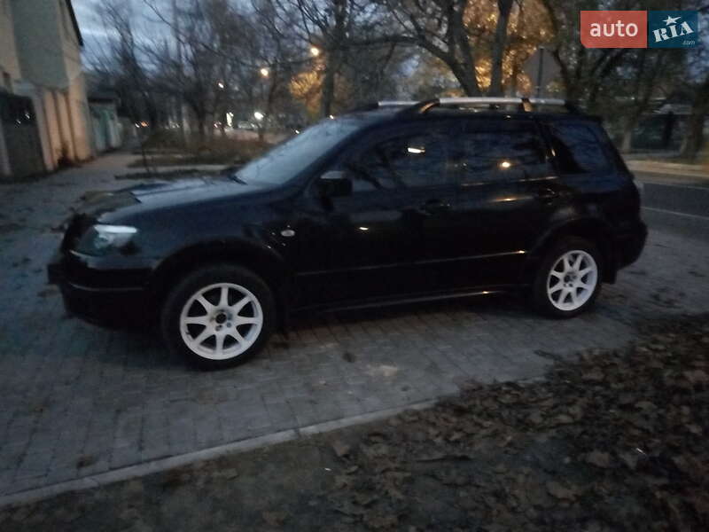 Внедорожник / Кроссовер Mitsubishi Outlander 2005 в Одессе