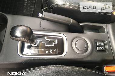 Позашляховик / Кросовер Mitsubishi Outlander 2014 в 