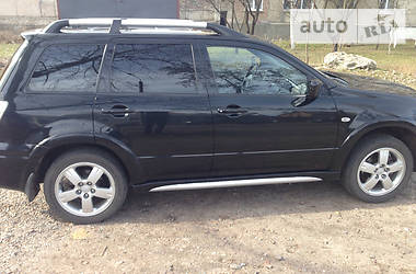 Позашляховик / Кросовер Mitsubishi Outlander 2007 в 
