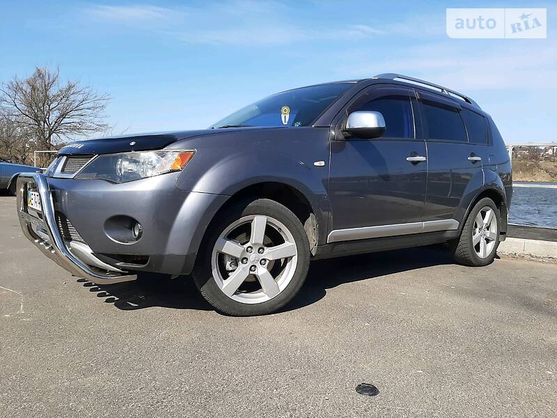 Позашляховик / Кросовер Mitsubishi Outlander 2008 в Кропивницькому