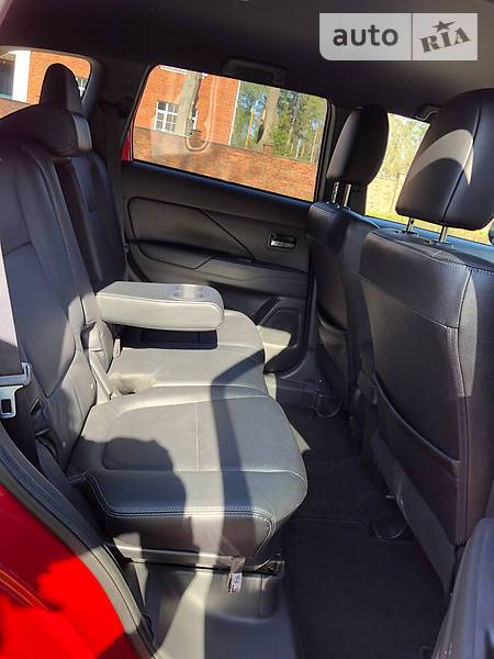 Позашляховик / Кросовер Mitsubishi Outlander 2017 в Києві фото 30 Позашляховик / Кросовер Mitsubishi Outlander 2017 в Києві