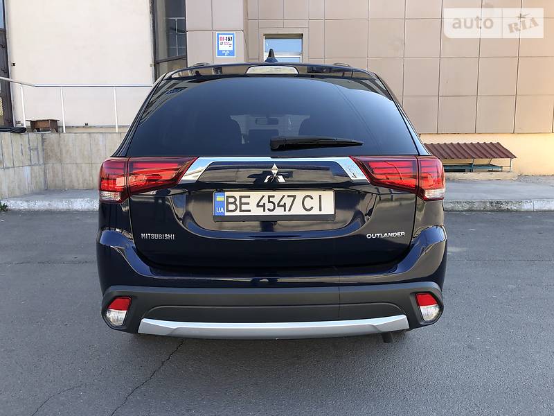 Позашляховик / Кросовер Mitsubishi Outlander 2018 в Вознесенську фото 5 Позашляховик / Кросовер Mitsubishi Outlander 2018 в Вознесенську