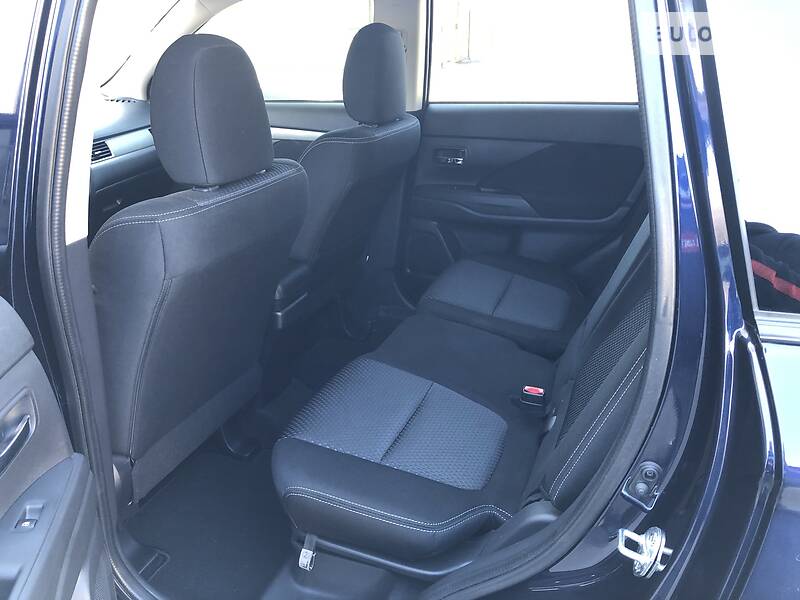 Позашляховик / Кросовер Mitsubishi Outlander 2018 в Вознесенську фото 19 Позашляховик / Кросовер Mitsubishi Outlander 2018 в Вознесенську