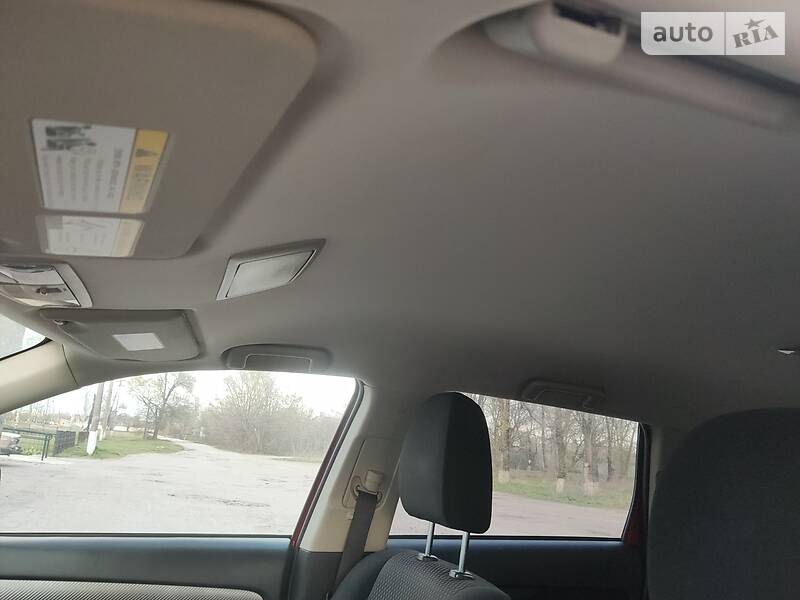 Позашляховик / Кросовер Mitsubishi Outlander 2015 в Новомосковську