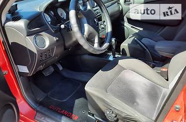 Позашляховик / Кросовер Mitsubishi Outlander 2004 в 