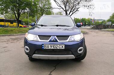 Позашляховик / Кросовер Mitsubishi Outlander 2008 в 