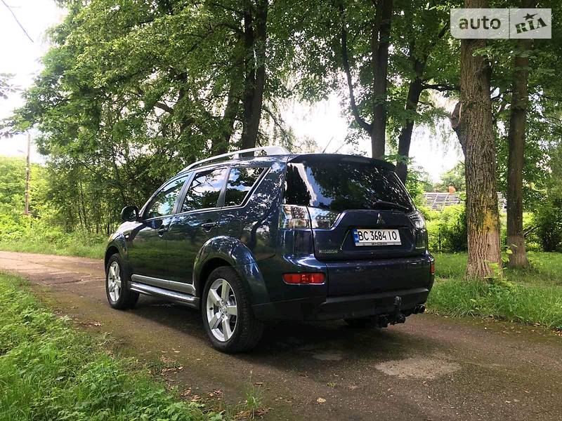 Позашляховик / Кросовер Mitsubishi Outlander 2007 в Калуші