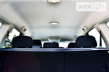 Внедорожник / Кроссовер Mitsubishi Outlander 2010 в 